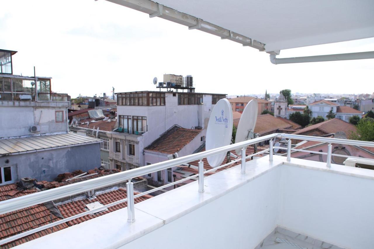 Laos Town Hause * Istambul